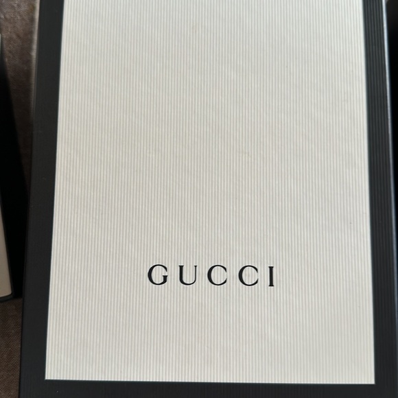 GUCCI - Picture 7 of 7